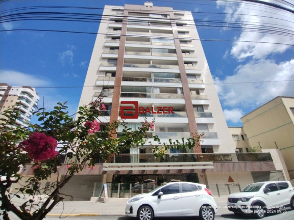 Imagem Apartamento com 3 Quartos à Venda, 136 m² em Centro - Florianópolis Imagem Apartamento com 3 Quartos à Venda, 136 m² em Centro - Florianópolis