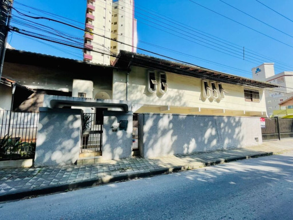 Imagem Casa com 4 Quartos à Venda, 460 m² em Ponta Aguda - Blumenau Imagem Casa com 4 Quartos à Venda, 460 m² em Ponta Aguda - Blumenau