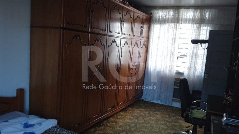 Imagem Casa com 3 Quartos à Venda, 220 m² em Petrópolis - Porto Alegre Imagem Casa com 3 Quartos à Venda, 220 m² em Petrópolis - Porto Alegre