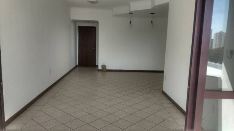 Imagem Apartamento com 3 Quartos à Venda, 111 m² em Centro - Taubaté