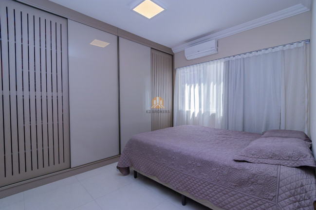 Imagem Imóvel com 4 Quartos à Venda, 112 m² em Centro - Balneário Camboriú