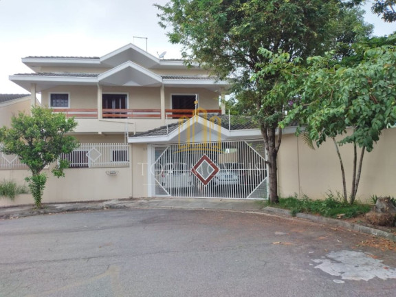 Sobrado com 4 Quartos para Alugar, 310 m² em Residencial Santa Paula - Jacareí