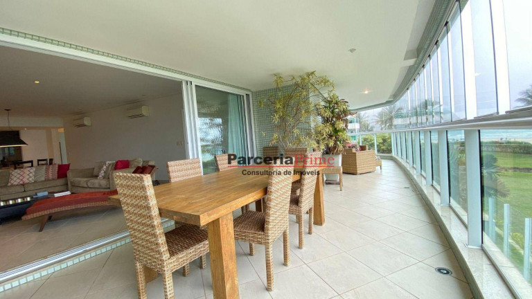 Imagem Apartamento com 4 Quartos à Venda, 210 m² em Riviera Módulo 8 - Bertioga Imagem Apartamento com 4 Quartos à Venda, 210 m² em Riviera Módulo 8 - Bertioga