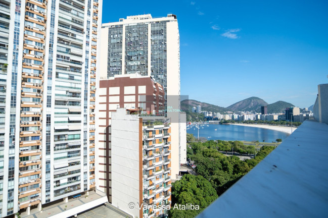 Imagem Imóvel com 3 Quartos à Venda, 139 m² em Flamengo - Rio De Janeiro Imagem Imóvel com 3 Quartos à Venda, 139 m² em Flamengo - Rio De Janeiro