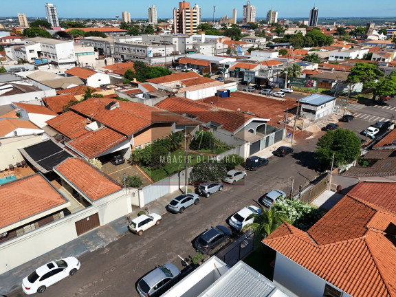 Imagem Casa com 4 Quartos à Venda, 481 m² em Vila Moraes - Ourinhos