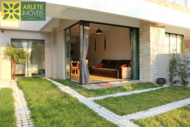 Imagem Casa com 4 Quartos para Alugar ou Temporada, 150 m² em Mariscal - Bombinhas Imagem Casa com 4 Quartos para Alugar ou Temporada, 150 m² em Mariscal - Bombinhas