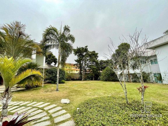 Imagem Casa com 4 Quartos à Venda ou Locação, 530 m² em Várzea - Teresópolis Imagem Casa com 4 Quartos à Venda ou Locação, 530 m² em Várzea - Teresópolis