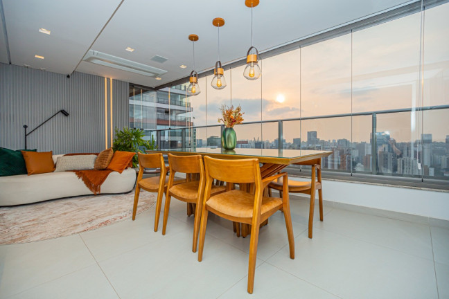 Imagem Apartamento com 2 Quartos à Venda, 131 m² em Cidade Monções - São Paulo