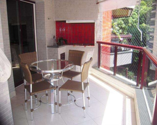 Apartamento com 3 Quartos à Venda, 186 m² em Pitangueiras - Guarujá