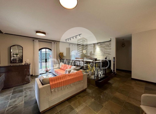 Casa com 4 Quartos à Venda, 440 m² em Vila Nova Socorro - Mogi Das Cruzes