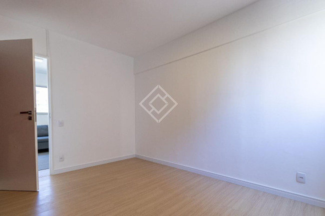 Imagem Apartamento com 3 Quartos à Venda, 121 m² em Itaim Bibi - São Paulo Imagem Apartamento com 3 Quartos à Venda, 121 m² em Itaim Bibi - São Paulo