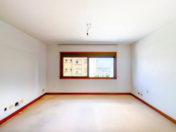 Imagem Apartamento com 3 Quartos à Venda, 321 m² em Moinhos De Vento - Porto Alegre