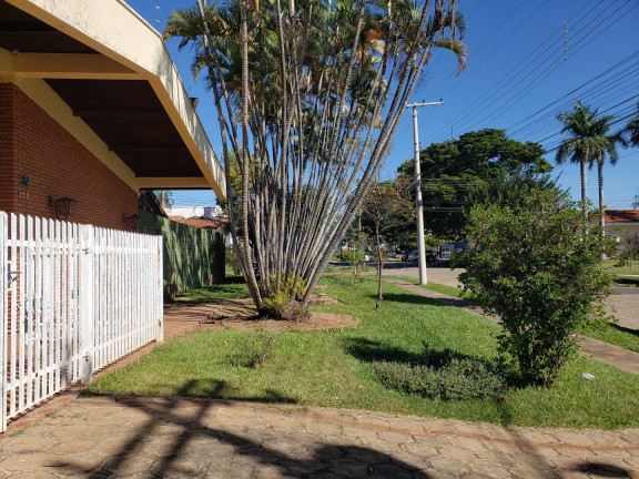 Imagem Casa com 3 Quartos à Venda, 1.128 m² em Cidade Jardim - Pirassununga Imagem Casa com 3 Quartos à Venda, 1.128 m² em Cidade Jardim - Pirassununga