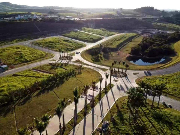 Imagem Casa de Condomínio com 3 Quartos à Venda, 279 m² em Loteamento Brisas Do Lago - Jundiaí
