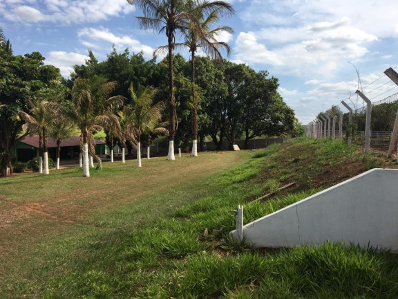 Imagem Chácara com 3 Quartos à Venda, 31 m² em Bauru Imagem Chácara com 3 Quartos à Venda, 31 m² em Bauru