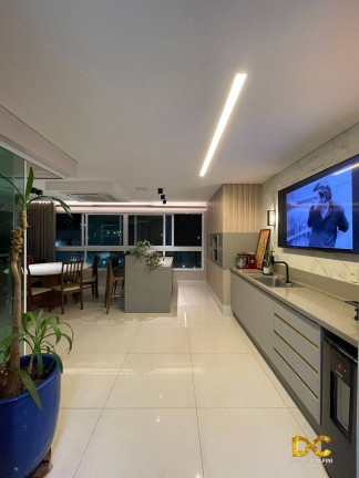 Apartamento com 3 Quartos à Venda, 226 m² em Quilombo - Cuiabá