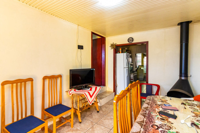 Imagem Casa com 5 Quartos à Venda, em Jardim Sabará - Porto Alegre Imagem Casa com 5 Quartos à Venda, em Jardim Sabará - Porto Alegre