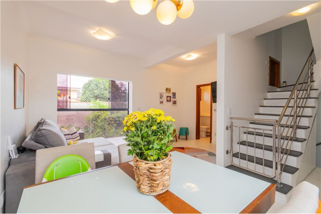 Imagem Casa de Condomínio com 3 Quartos à Venda, 145 m² em Nonoai - Porto Alegre Imagem Casa de Condomínio com 3 Quartos à Venda, 145 m² em Nonoai - Porto Alegre