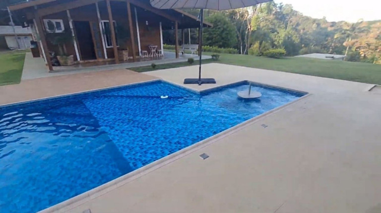 Imagem Imóvel com 3 Quartos à Venda, 600 m² em Boa Vista - Atibaia Imagem Imóvel com 3 Quartos à Venda, 600 m² em Boa Vista - Atibaia