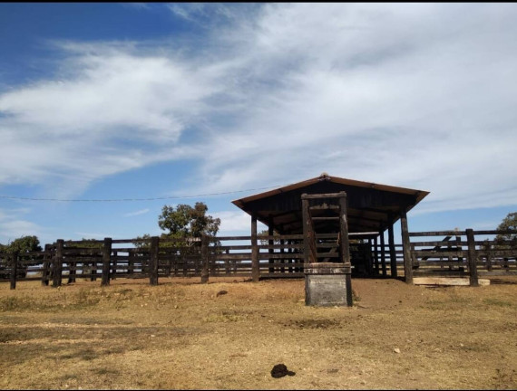 Imagem Fazenda à Venda, 411 m² em Nobres Imagem Fazenda à Venda, 411 m² em Nobres