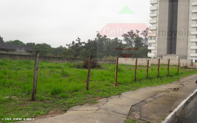 Imagem Terreno à Venda, 1.800 m² em Barranco - Taubaté Imagem Terreno à Venda, 1.800 m² em Barranco - Taubaté