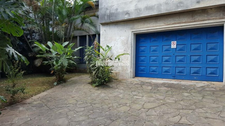 Casa com 3 Quartos à Venda, 415 m² em Vila Nova Conceição - São Paulo