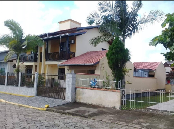 Imagem Sobrado com 3 Quartos à Venda, 265 m² em Piçarras Imagem Sobrado com 3 Quartos à Venda, 265 m² em Piçarras