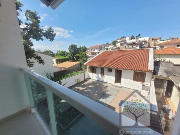 Imagem Casa com 3 Quartos à Venda, 238 m² em Agronômica - Florianópolis Imagem Casa com 3 Quartos à Venda, 238 m² em Agronômica - Florianópolis
