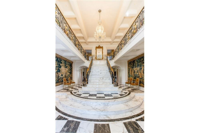 Imagem Casa com 6 Quartos à Venda, em Retiro Morumbi - São Paulo Imagem Casa com 6 Quartos à Venda, em Retiro Morumbi - São Paulo