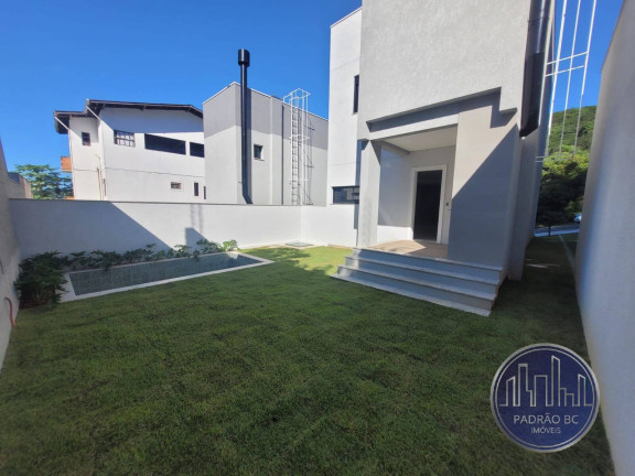 Imagem Casa com 4 Quartos à Venda, 202 m² em Balneário Camboriú