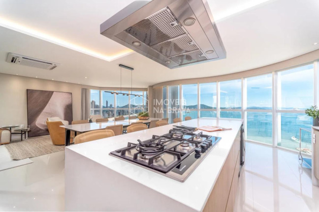 Imagem Apartamento com 4 Quartos à Venda, 237 m² em Centro - Balneário Camboriú