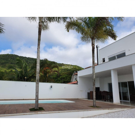 Imagem Casa com 3 Quartos à Venda, 152 m² em Barra - Balneário Camboriú