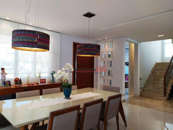 Imagem Casa com 5 Quartos à Venda, 404 m² em Riviera Módulo 22 - Bertioga Imagem Casa com 5 Quartos à Venda, 404 m² em Riviera Módulo 22 - Bertioga