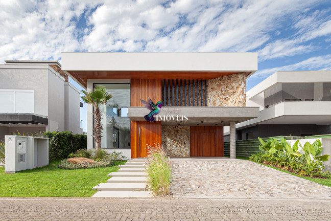 Imagem Casa de Condomínio com 3 Quartos à Venda, 256 m² em Centenário - Torres Imagem Casa de Condomínio com 3 Quartos à Venda, 256 m² em Centenário - Torres