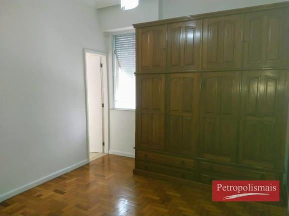 Imagem Apartamento com 2 Quartos à Venda, 60 m² em Centro - Petrópolis Imagem Apartamento com 2 Quartos à Venda, 60 m² em Centro - Petrópolis