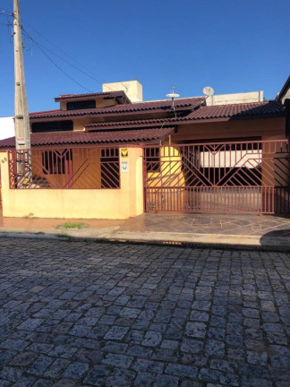 Casa com 3 Quartos à Venda, 336 m² em Nova Esperança - Balneário Camboriú