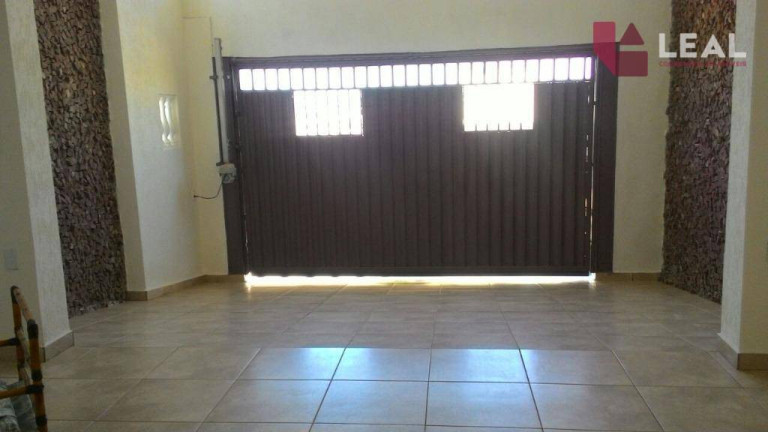 Imagem Casa com 4 Quartos à Venda, 300 m² em Colinas De Santa Bárbara - Pouso Alegre Imagem Casa com 4 Quartos à Venda, 300 m² em Colinas De Santa Bárbara - Pouso Alegre