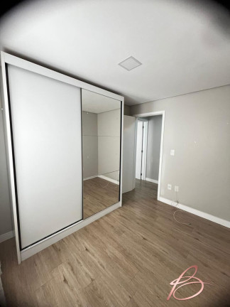 Imagem Apartamento com 2 Quartos à Venda, 54 m² em Murta - Itajaí