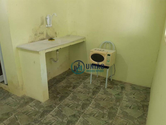 Imagem Casa com 10 Quartos à Venda, 200 m² em Itaipu - Niterói Imagem Casa com 10 Quartos à Venda, 200 m² em Itaipu - Niterói