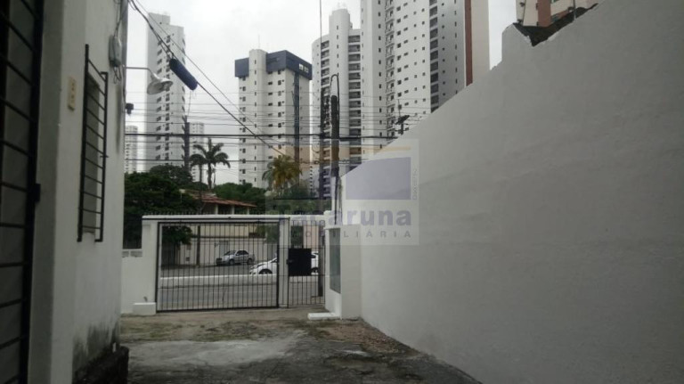 Apartamento com 2 Quartos para Alugar, 79 m² em Rosarinho - Recife