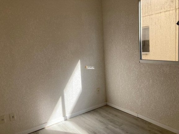 Imagem Imóvel com 2 Quartos à Venda, 40 m² em Sarandi - Porto Alegre Imagem Imóvel com 2 Quartos à Venda, 40 m² em Sarandi - Porto Alegre