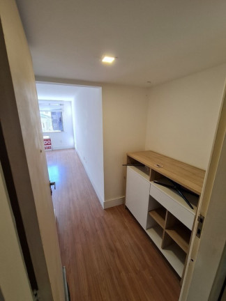 Imagem Imóvel com 2 Quartos à Venda, 102 m² em Icaraí - Niterói Imagem Imóvel com 2 Quartos à Venda, 102 m² em Icaraí - Niterói