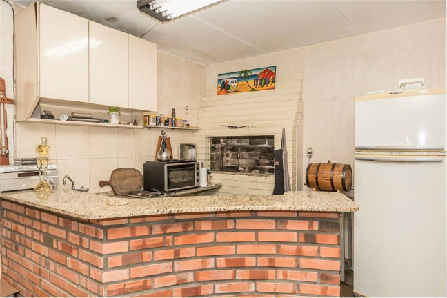 Imagem Casa com 4 Quartos à Venda, em Três Figueiras - Porto Alegre Imagem Casa com 4 Quartos à Venda, em Três Figueiras - Porto Alegre