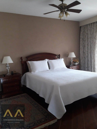 Imagem Casa com 4 Quartos para Alugar, 356 m² em Alphaville - Santana De Parnaíba