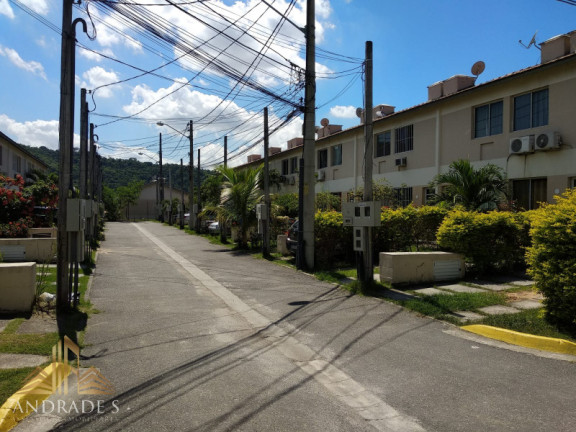 Casa de Condomínio com 2 Quartos para Alugar, 65 m² em Guaratiba - Rio De Janeiro