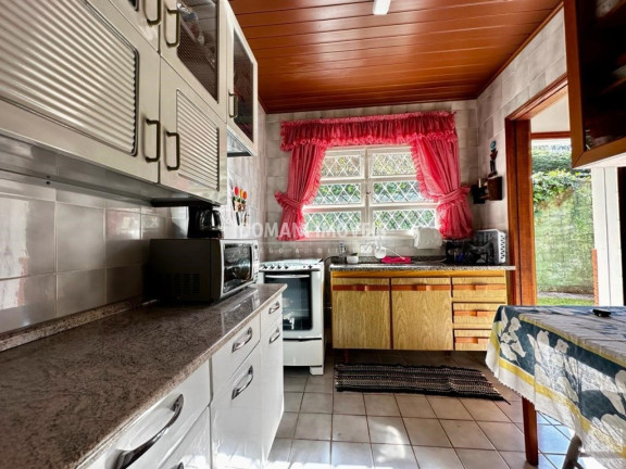 Imagem Casa com 4 Quartos à Venda, 170 m² em Região Do Vale Encantado - Campos Do Jordão Imagem Casa com 4 Quartos à Venda, 170 m² em Região Do Vale Encantado - Campos Do Jordão