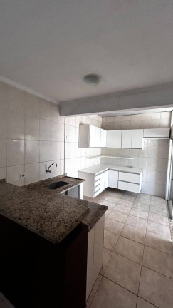 Imagem Sobrado com 4 Quartos à Venda, 218 m² em Vila Areao - Taubaté Imagem Sobrado com 4 Quartos à Venda, 218 m² em Vila Areao - Taubaté