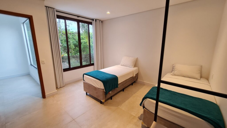 Imagem Casa com 3 Quartos à Venda, em Camburi - São Sebastião Imagem Casa com 3 Quartos à Venda, em Camburi - São Sebastião