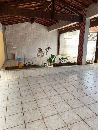 Imagem Casa com 3 Quartos à Venda, 275 m² em Real - Praia Grande Imagem Casa com 3 Quartos à Venda, 275 m² em Real - Praia Grande