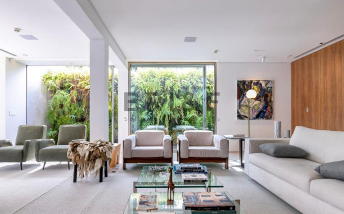 Imagem Casa com 5 Quartos à Venda, 700 m² em Brooklin - São Paulo Imagem Casa com 5 Quartos à Venda, 700 m² em Brooklin - São Paulo